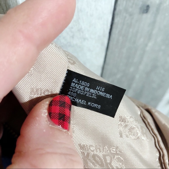 Michael Kors | frances XL navy crossbody bag - Picture 5 of 8